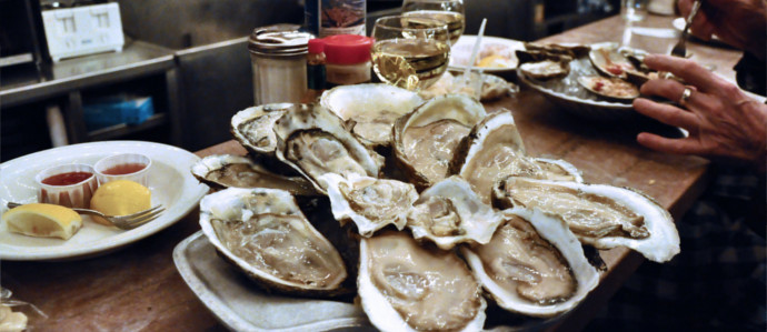 What to Sip While You Slurp: A Guide to Drink and Oyster Pairings